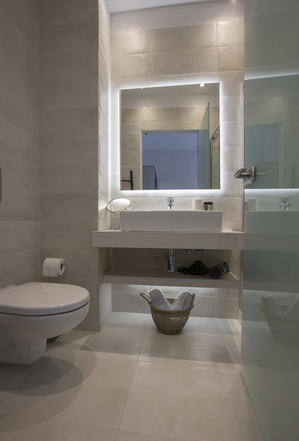 Ermou Stylish Suites By Ghh Athènes Extérieur photo
