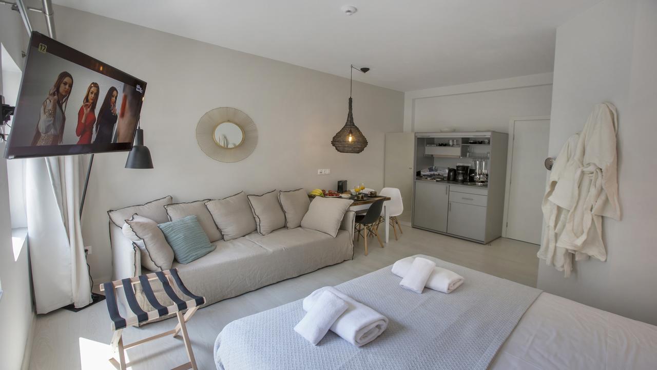 Ermou Stylish Suites By Ghh Athènes Extérieur photo