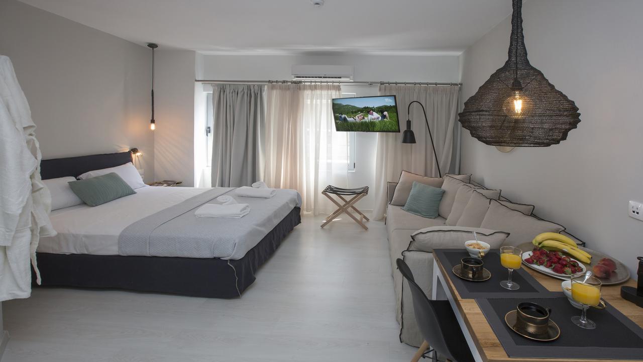 Ermou Stylish Suites By Ghh Athènes Extérieur photo
