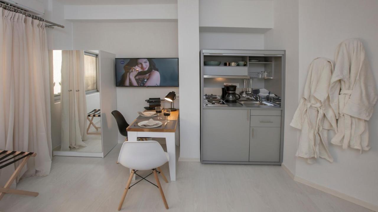 Ermou Stylish Suites By Ghh Athènes Extérieur photo